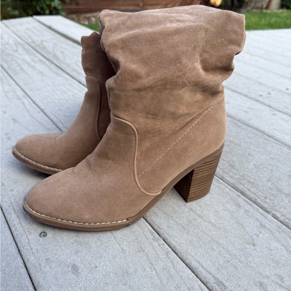 Faux Suede Knee High Boots - Picture 2 of 3